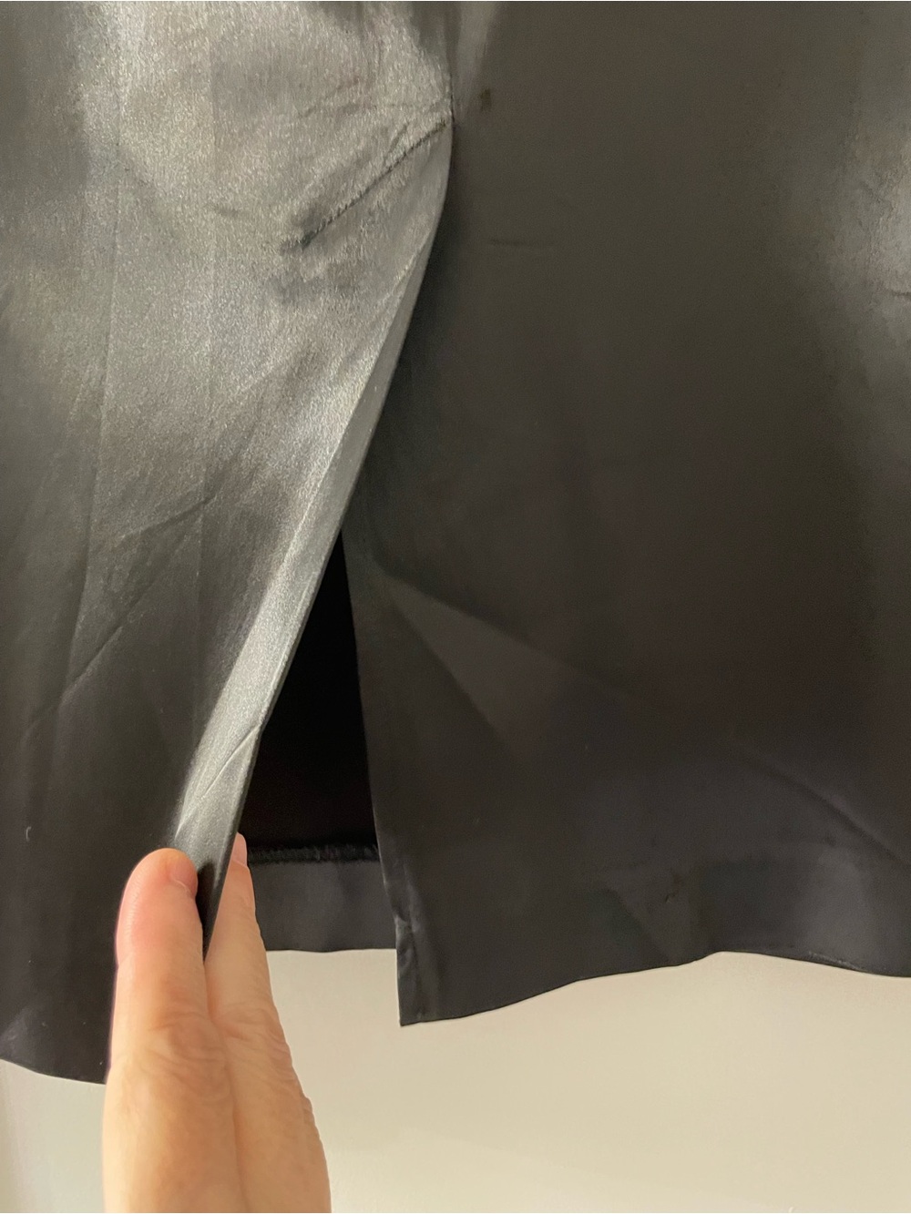 Jacob Black Satin Pencil Skirt with Back Vent - Picture 6 of 10